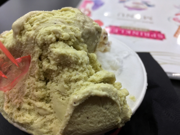 pistachio gelato at sprinkles